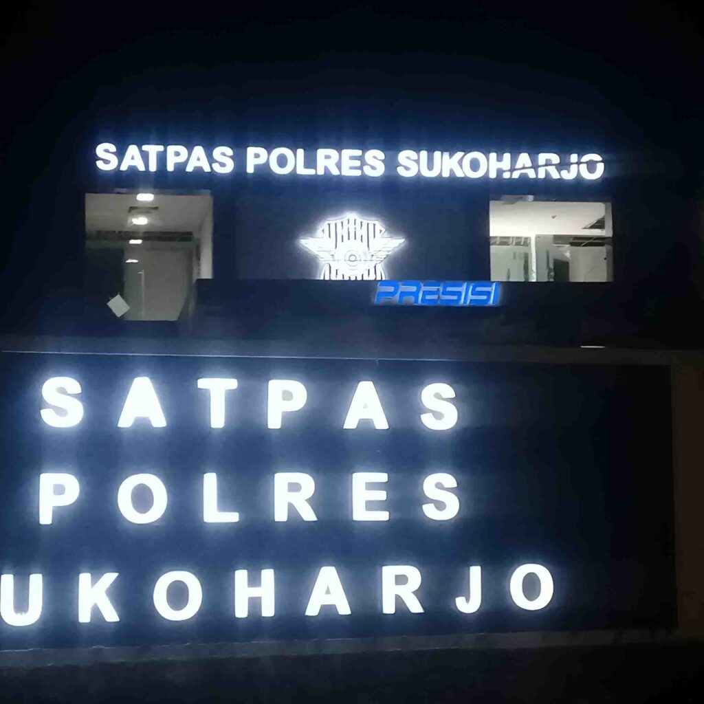 Urus Pajak Reklame Karanganyar